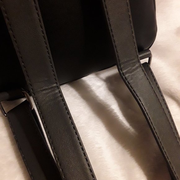 Loungefly Horror Friday the 13th Jason Forest Cabin Mini Backpack From Hot Topic - Picture 6 of 7